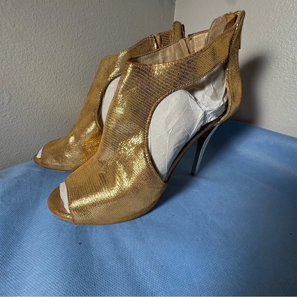 Michael Kors Metallic Gold Peep-Toe Heels